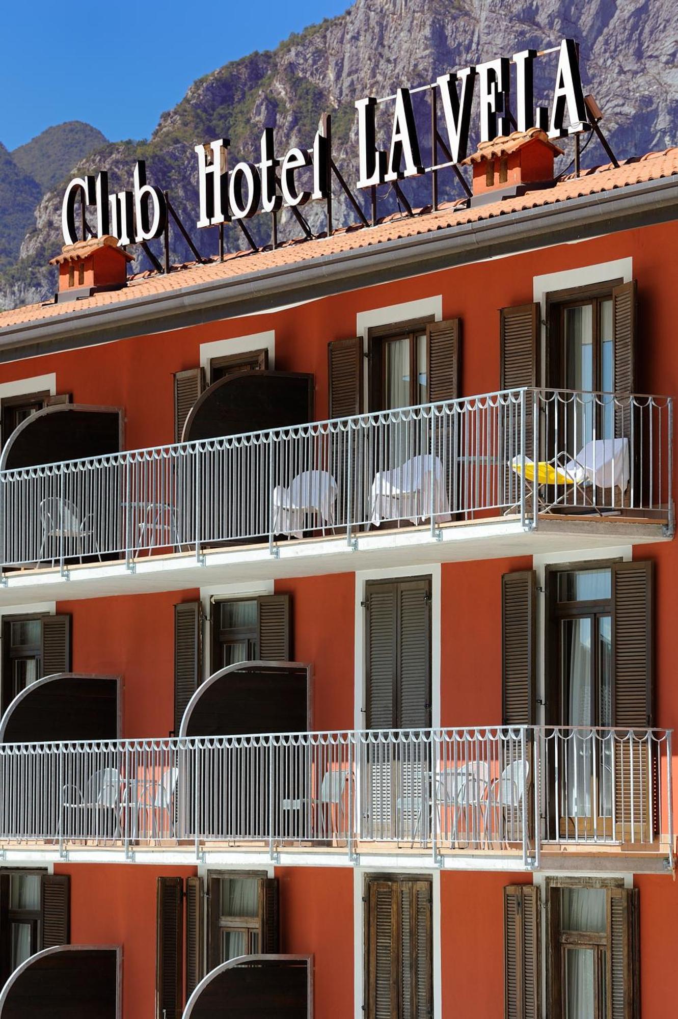 Club Hotel E Residence La Vela Torbole Sul Garda Exterior foto
